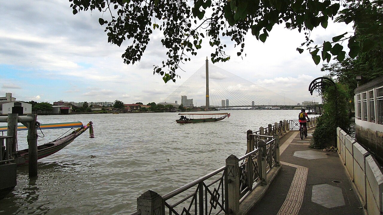 Rama VIII Bridge & the Chao Phraya River, Bangkok Bicycle Tour (6906924984)