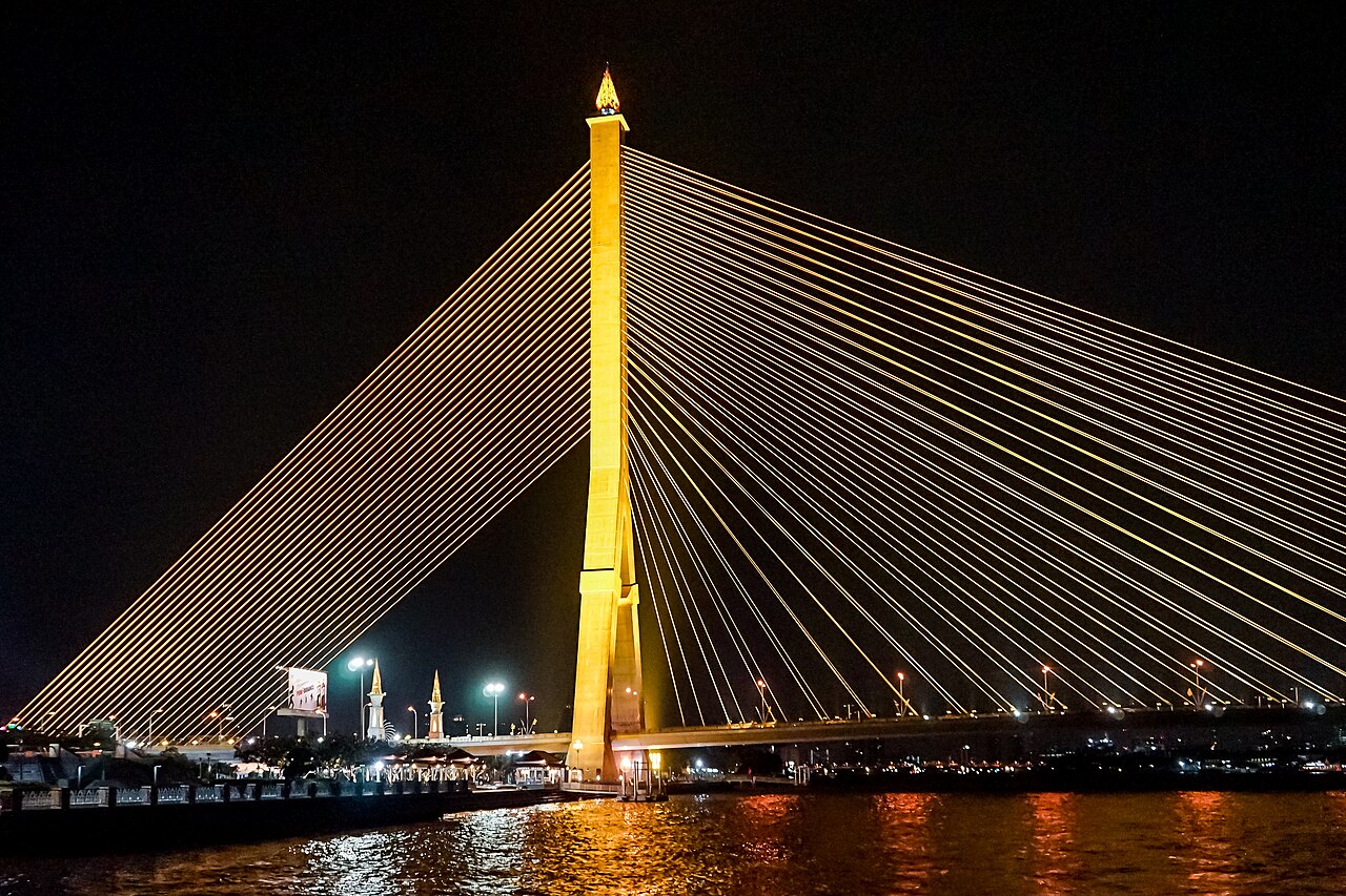 Bangkok by night (50714205116)